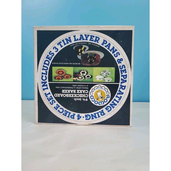 Vintage Rowoco 9 3/4 Inch Checkerboard  Cake Baker 4 Piece Tin Baking Set - Picture 2 of 12